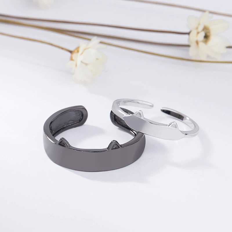 2Pcs White Black Cute Cat Rings Set Adjustable Cat Ears Animal Finger Ring Couple Cartoon Kitten Pet Gift Jewelry for Women TeenX240921