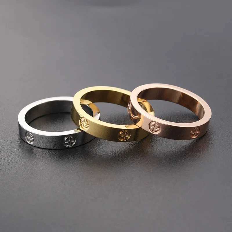 Trendy Stainless Steel Rose Gold Color Love Ring for Women Men Couple CZ Crystal Rings Luxury Brand Jewelry Wedding GiftX240921
