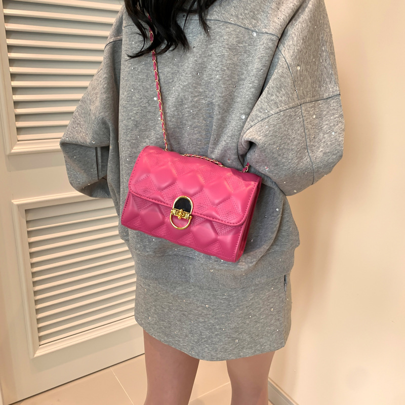 2024 Women's Spring/Summer New Small Square with Advanced and Trendy One Shoulder Underarm Bag