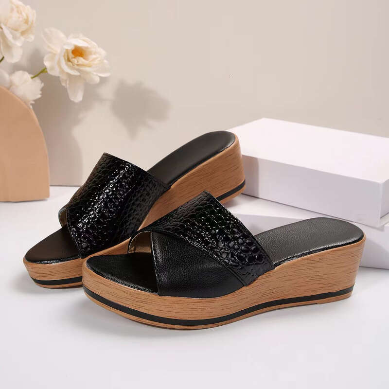 High Heels Platform Slippers Women Shoes Dress Wedges Sandals Casual Beach Flip ps 2024 Designer New Pumps Brand Femme Slides