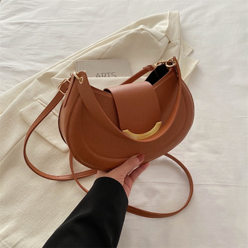 ADERESF Trendy Shoulder Casual Large Capacity Underarm Solid Messenger Bag Lady