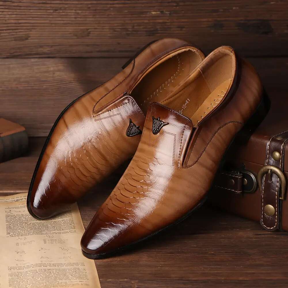 Retro Men's Dress Summer Casual Office Business Pointed Toe Leather Flat Slip-on Shoes for Men Loafers