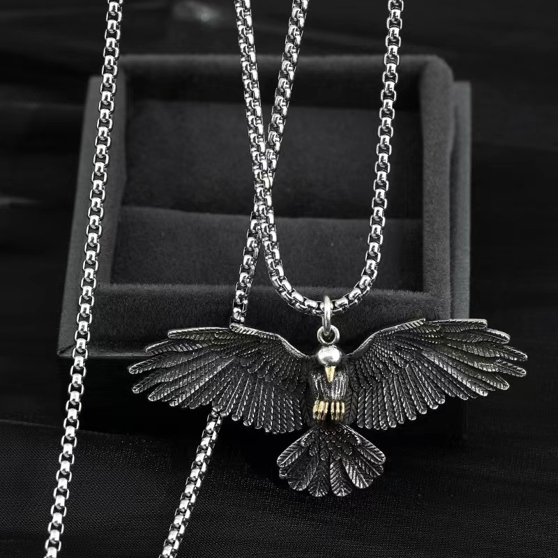 European and American domineering personality eagle necklace, male hip-hop, street trend, craft creative jewelry Free shipping