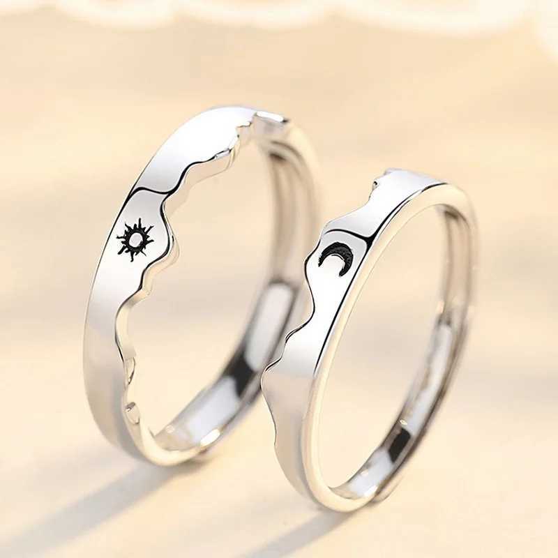 2 PCS/Set Couple Rings For Women Sun Moon Butterfly Deer Dolphin Wings Electrocardiogram Cross Matching Jewelry Finger Open RingX240921