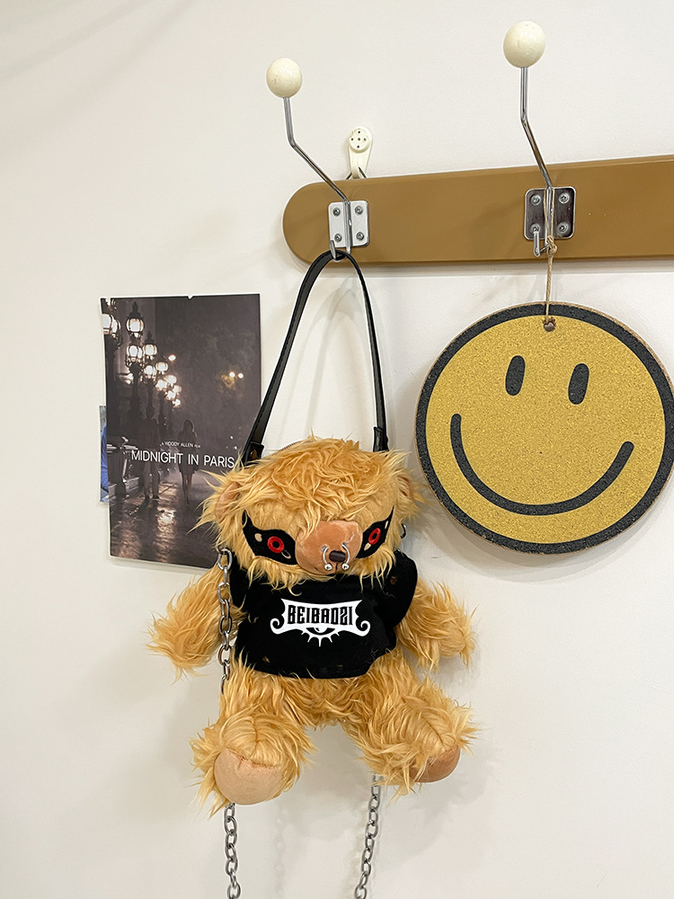 Small niche design sweet and cool rivet punk bear plush toy cross bag