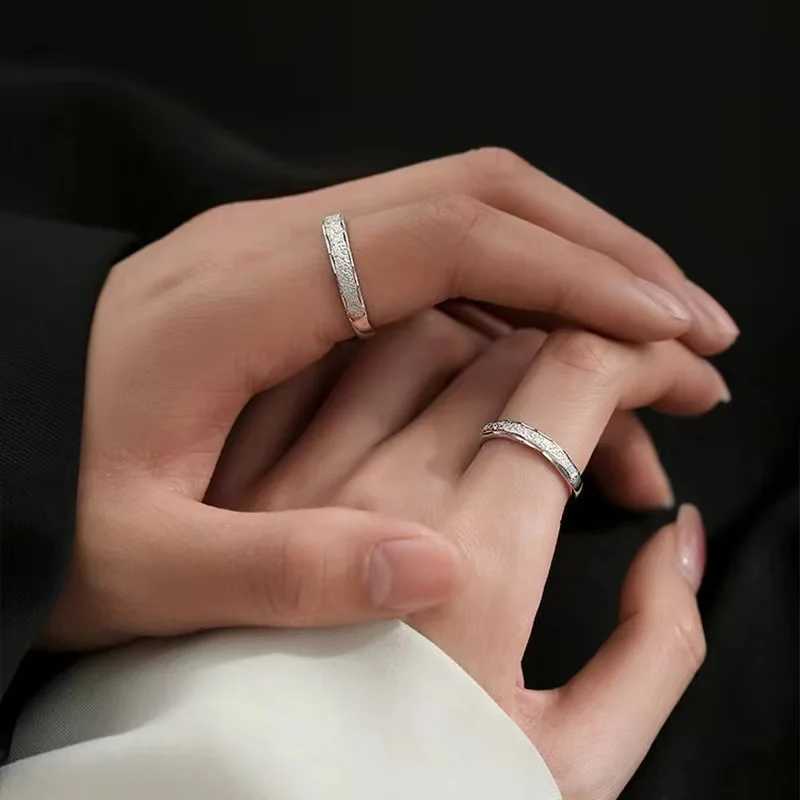S925 Silver Plated Couple Rings Niche Design Simple Fashion Openning Index Finger Ring for Men and Women Classic Wedding RingsX240921