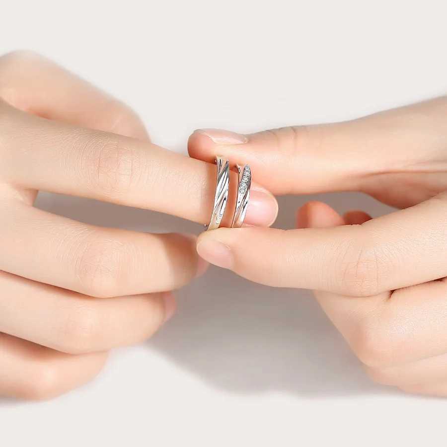 New Trendy Luxury Couple Rings for Women Men Dazzling Square Zirconia Delicate Ring Wedding Valentines Day Romantic JewelryX240921