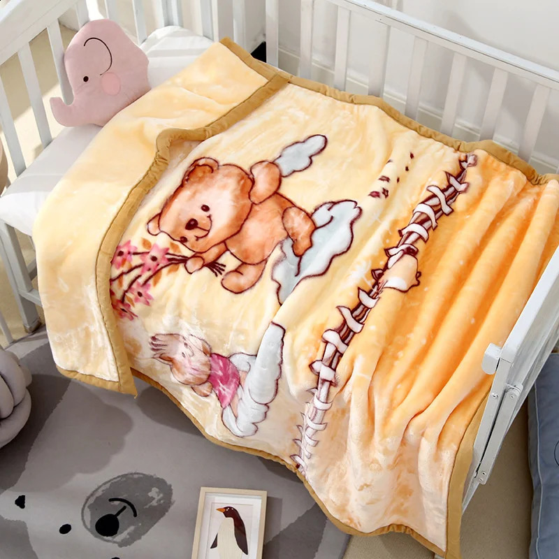 Soft 105 * 135cm Raschel cartoon blanket suitable for children thick warm winter baby blankets disposable plush blankets 240920