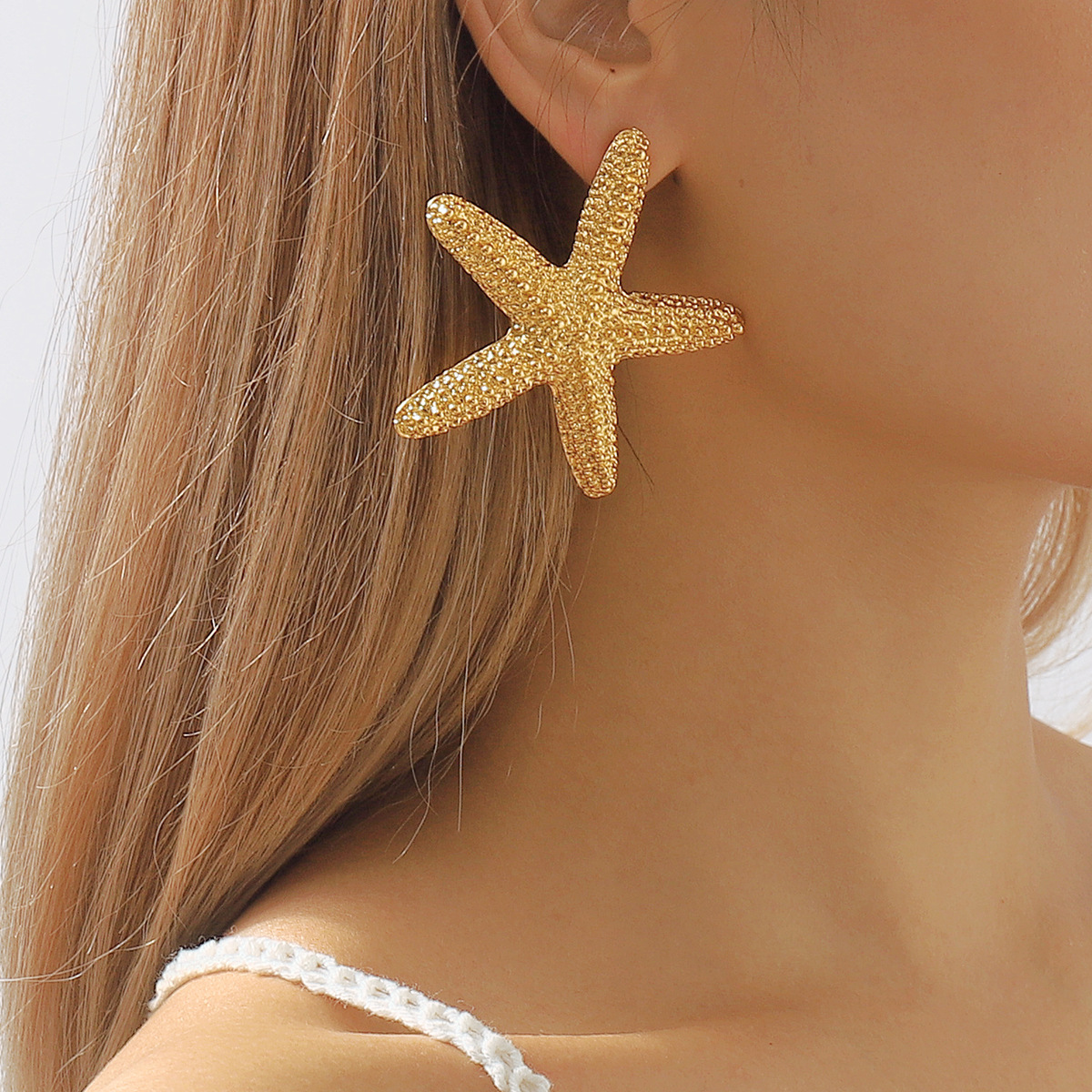 Simple starfish alloy earrings temperament fashion geometric star resort stud earrings Free shipping