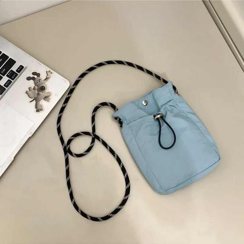 Fashion Mini Nylon Shoulder Bag For Men Women Korean Crossbody Bucket Casual Handbag Drawstring Buckle Purse Phone Pouch 240919