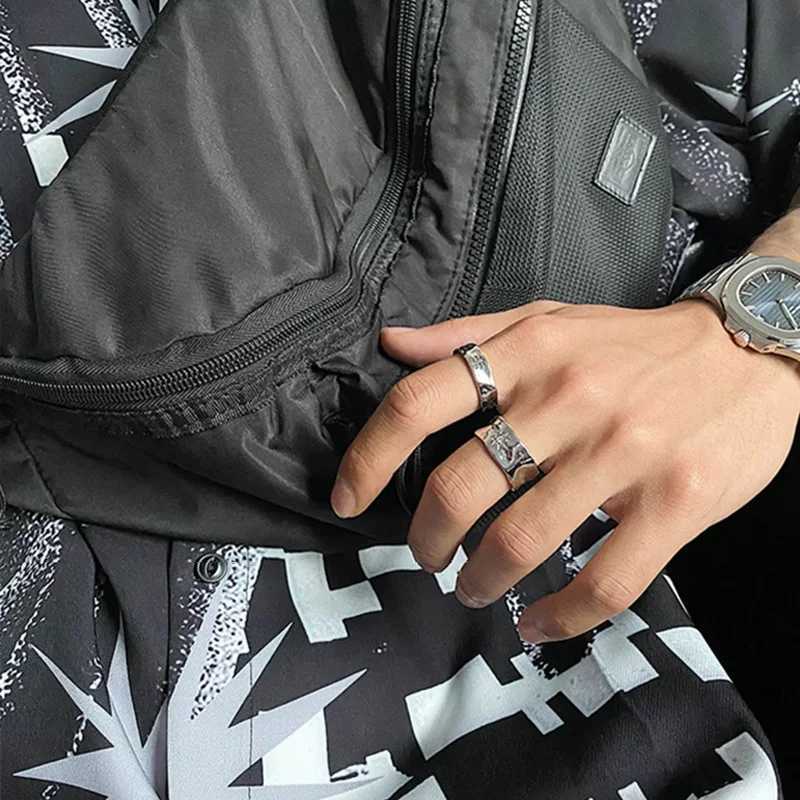 1pair Y2K Star Couple Rings Unisex Punk Sliver Zircon Star Open Ring Women Men Wide Retro Figner Rings Lovers Gifts JewelryX240921