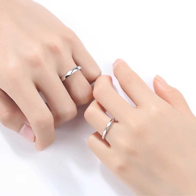 Creative Geometric Rhombus Rings For Women Men Black White Smooth Simple Couples Ring Open Adjustable Engagement Wedding JewelryX240921