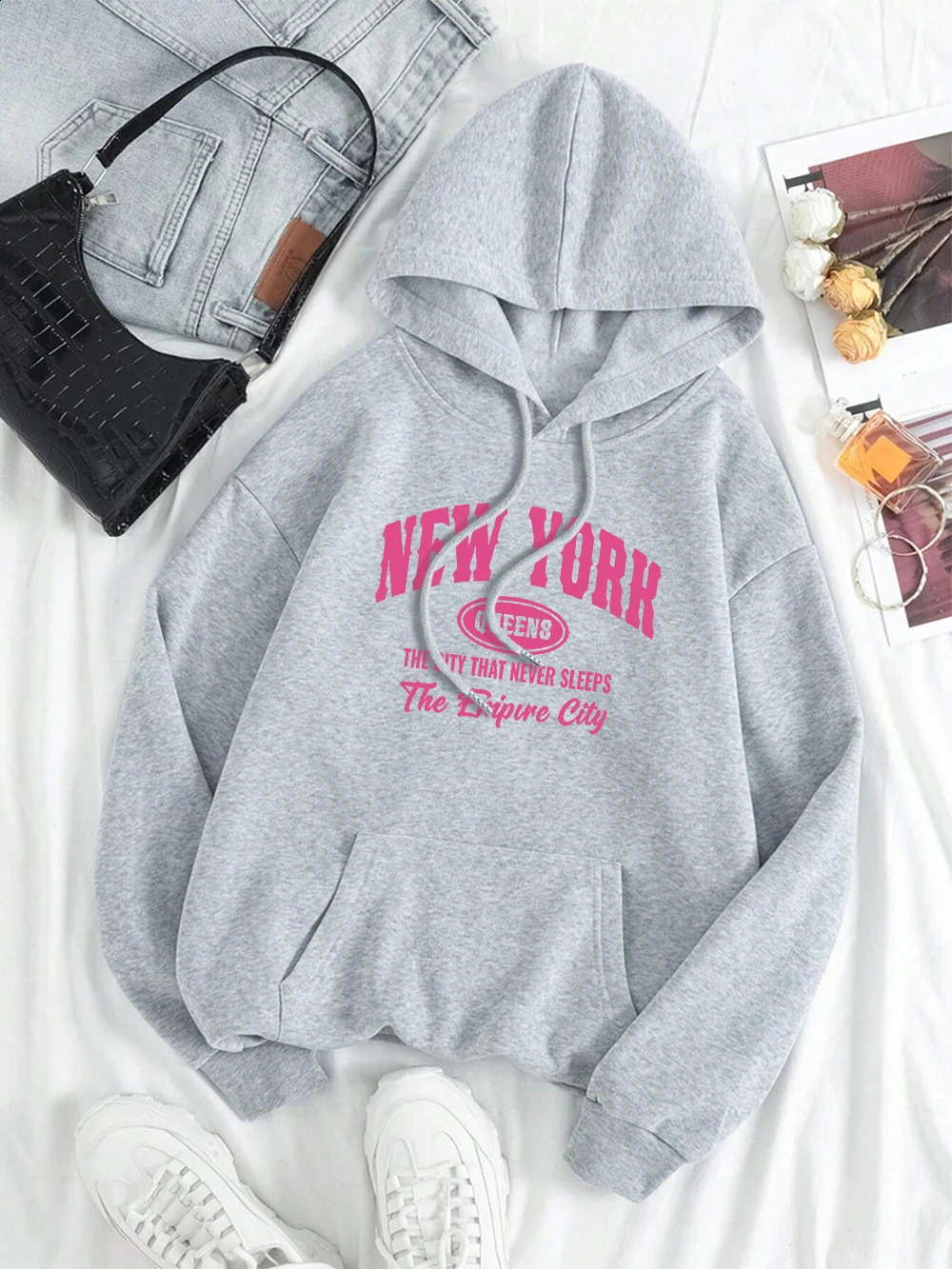 York Queens The City That Never Sleeps Hoody Men Women Fashion Hip Hop Clothing Cute ONeck Hoodies Street Loose Sweatshirt 240910