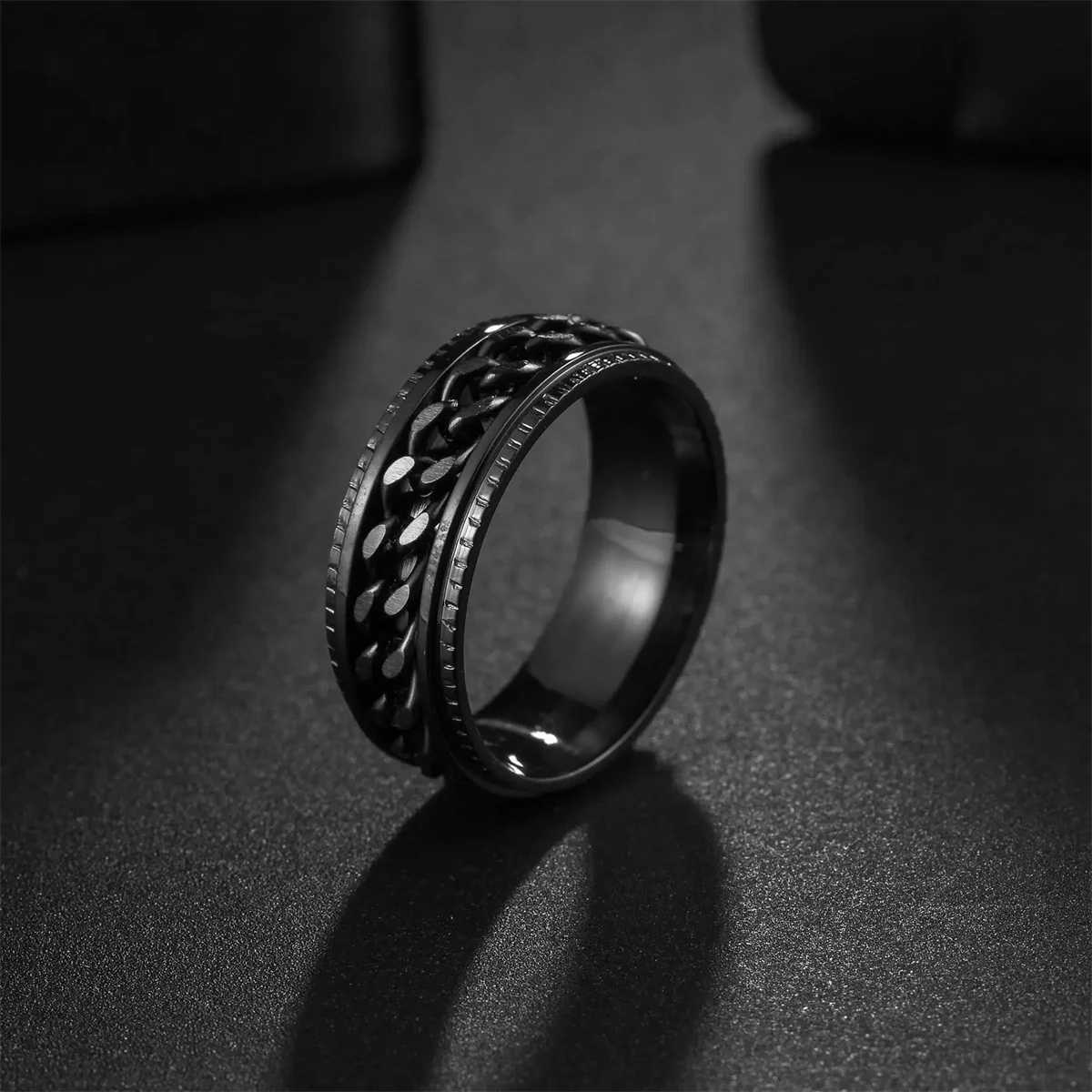 Fashion Couple Rings Exquisite Women Black Rhinestones Zirconia Rings Set Simple Men Stainless Steel Chain Rings Wedding JewelryX240921