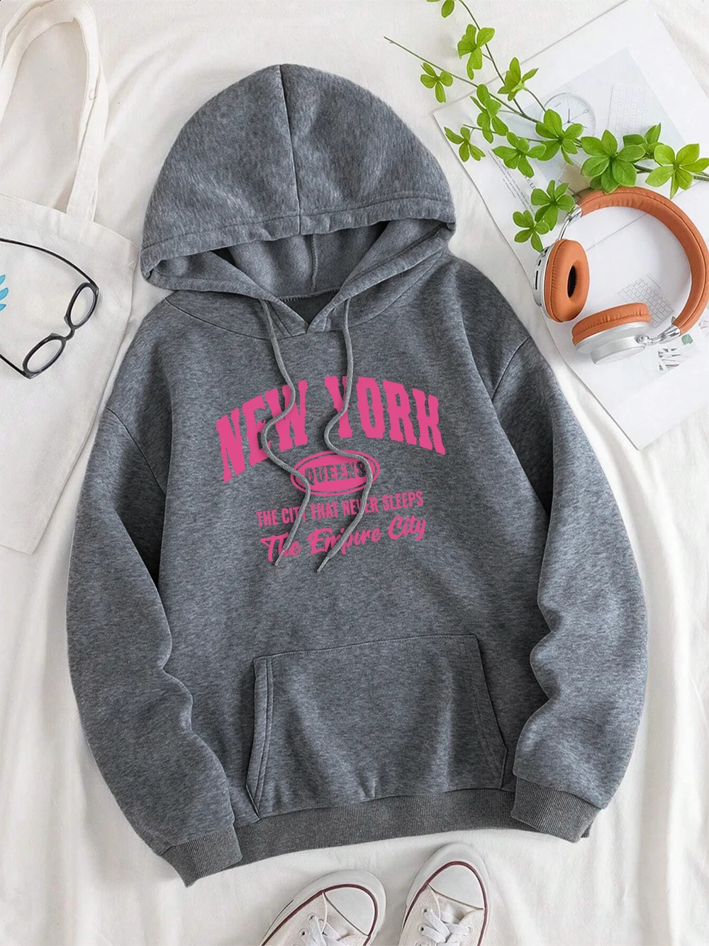 York Queens The City That Never Sleeps Hoody Men Women Fashion Hip Hop Clothing Cute ONeck Hoodies Street Loose Sweatshirt 240910