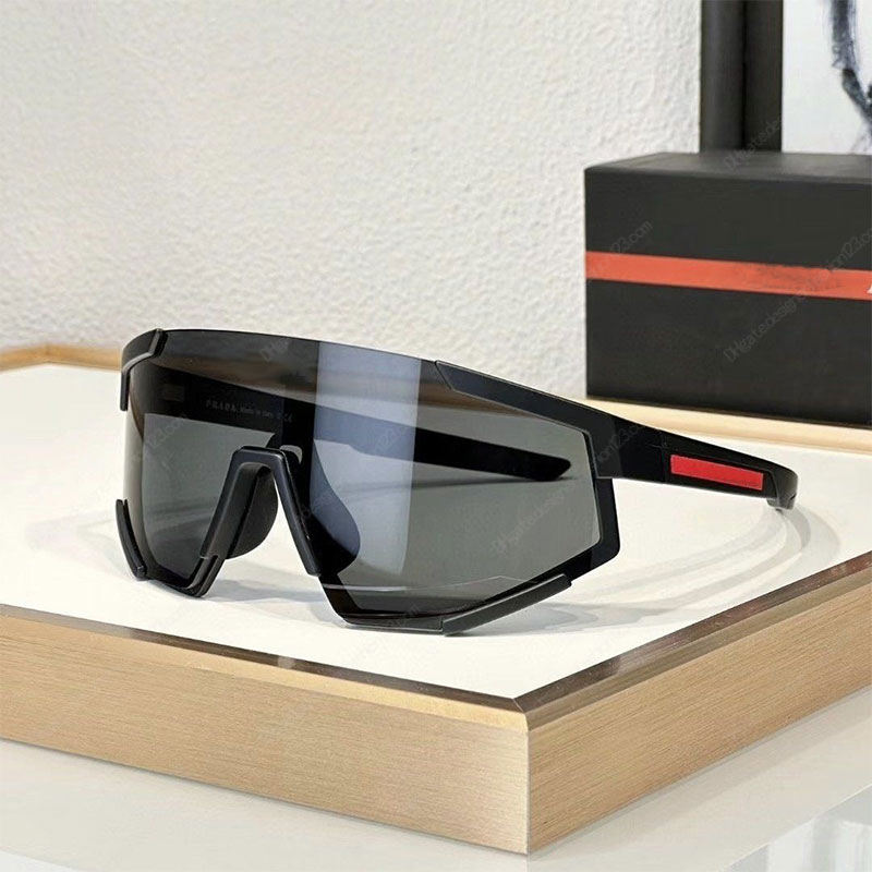 Oversized sunglasses Designer outdoor sports protective sunglasses Men and women fashion cycling protective goggles 3135