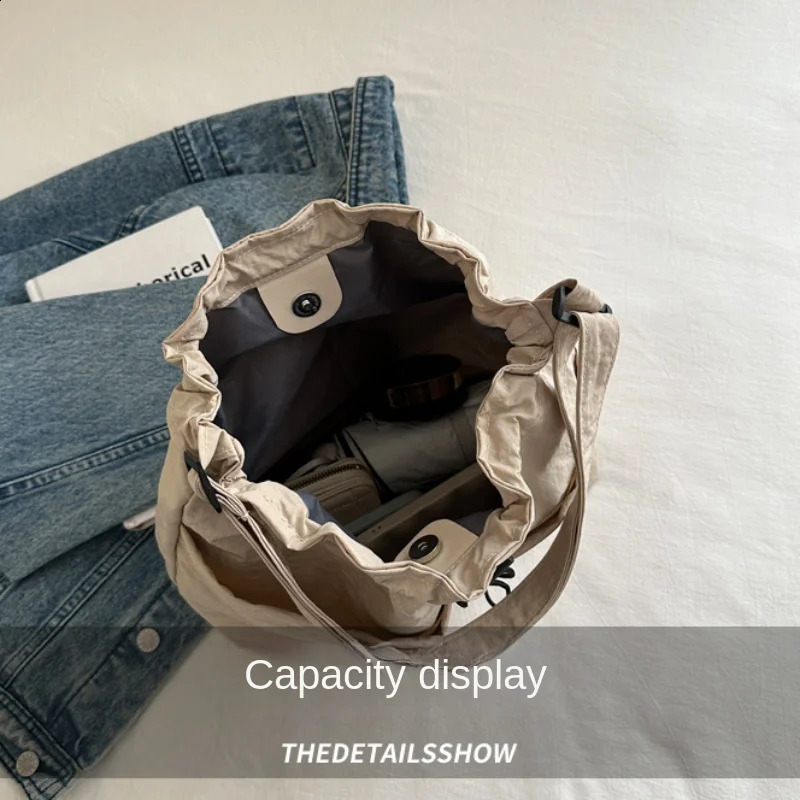 Leisure Big Bag Women 2024 Fashion Cloth Shoulder Large Capacity Tote Bags Class Messenger for Girls 240919