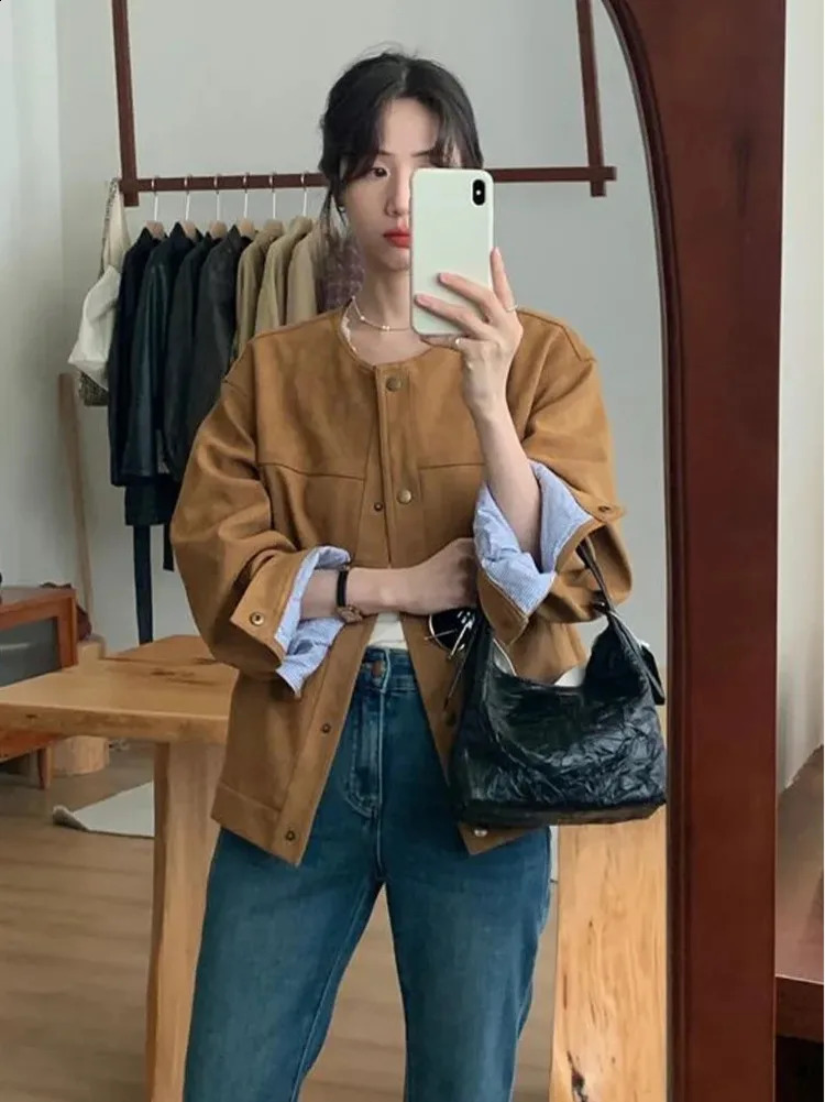 Chic Suede Short Jacket Women Korean Camel Fashion Long Sleeve Flight Harajuku Single Breasted Loose Tops Female Vintage Coats 240918