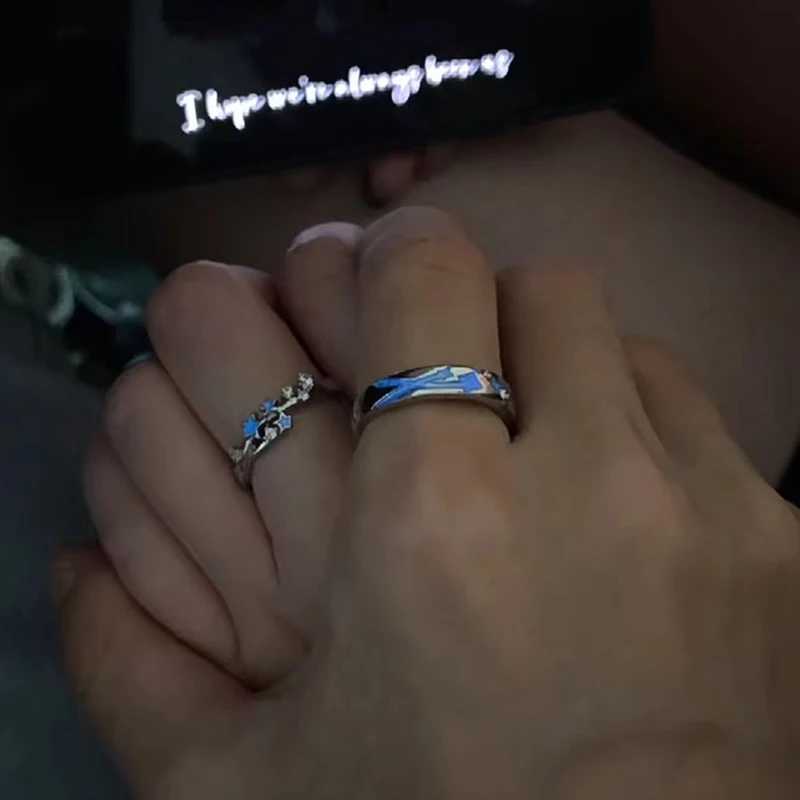 2Pcs Fashion Blue Luminous Star Couple Ring Glow In Dark Fluorescent Zircon Ring Women Men Adjustable Finger Rings Jewelry GiftsX240921