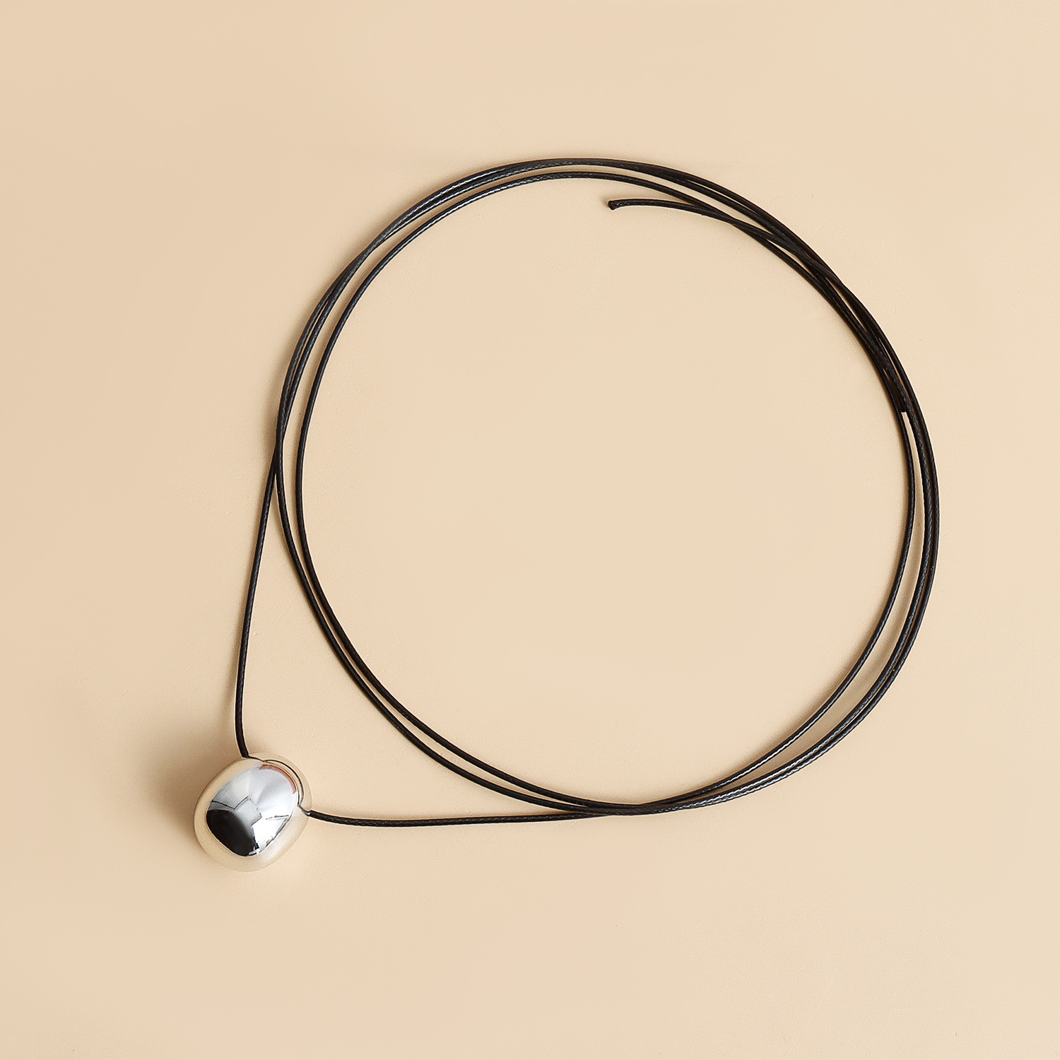 Stylish Geometrical Egg Pattern Choker - Women's Versatile Adjustable Wax Thread Necklace Stainless Steel Pendant Y2K Accessories Jewelry Dropshi