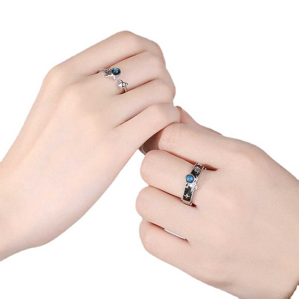 New Couple Ring Happy Planet Astronaut Moonstone Couple Pair Ring Light Luxury Personality Couple Space Planet AstronautX240921