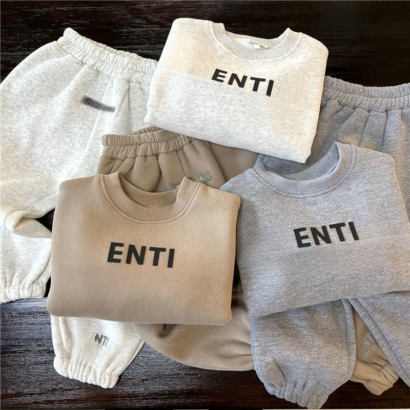 Kids Clothing Sets Thicken Warm Tracksuit Children Winter Plus Velvet Warm Pullover Tops Pants 2pcs Set Boys Girls Cotton Sweatshirts Sports Casual Clothes Suit 2-7Y