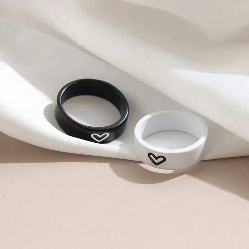 1/2Pcs Love Heart Matching Anniversary Couples Stuff Rings Ins Net Red for Women Men Valentines Day Aesthetic Jewelry Gift SetX240921
