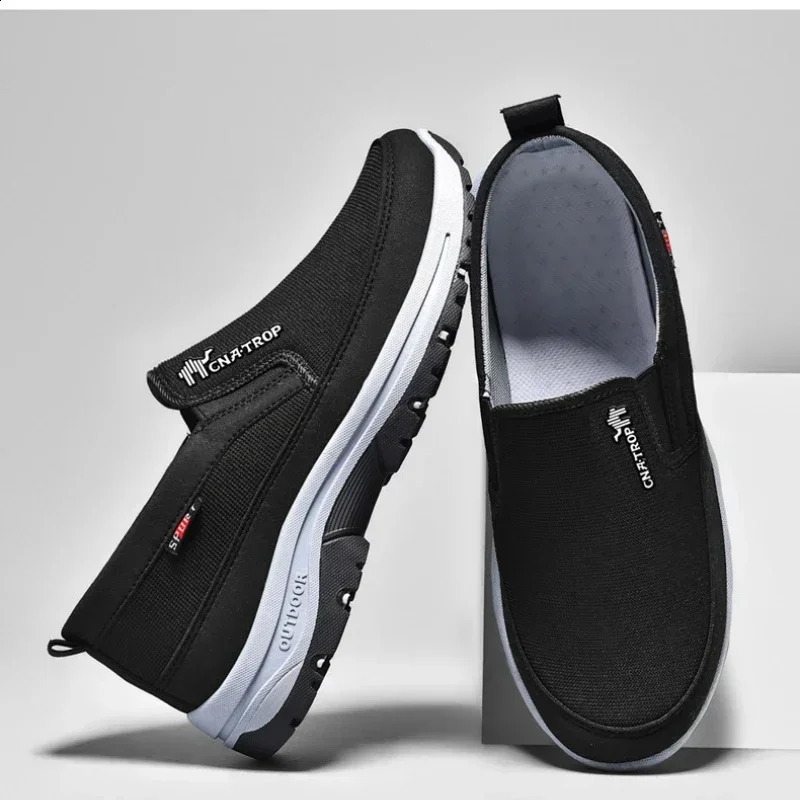 Mens Casual Loafers Sneakers Mesh Breathable Retro Driving Shoes Slip-on Vulcanized Soft Soles Non-slip Solid Color Shoes 240909