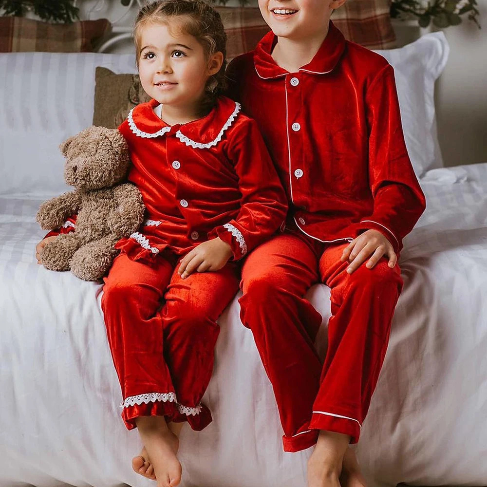 Christmas Baby Boys Girls Red Velvet Pyjamas Sets Kids Long Sleeve Button-Down Sleepwear 2Pieces Children Holiday Clothes 240921