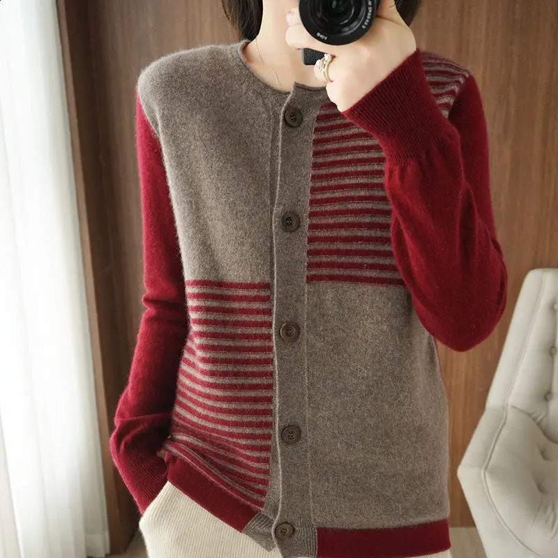 Autumn Winter Temperament Striped Knitting Cardigan Coat Ladies Fashion Patchwork O-neck Sweater Women Clothing Vintage Tops 240918