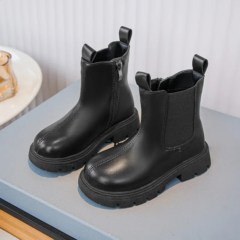 childrens short boots for boys and girls in the autumn and winter of PU leather childrens boots fashionable childrens boots childrens ankle snowshoes 