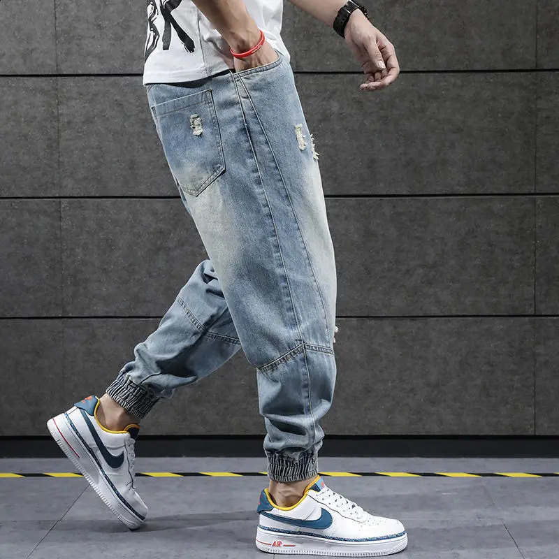 Hip Hop Harem Jeans Mens Loose Jogger Cowboy Casual Sports Pants South Korea Ankle Length Trousers Street Mens Wear 240921