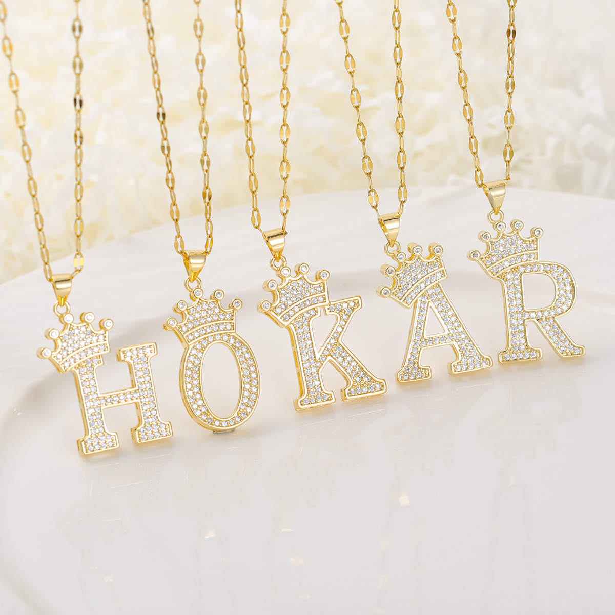 26 English letter pendant plated 18k gold trendy hip hop double crown lettering Free shipping