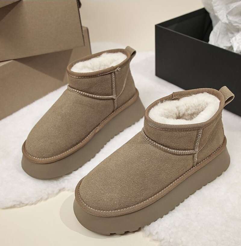 Ankle Flats Platform Snow Suede Plush Warm Casual 2023 Winter New Thick Goth Fashion Shoes Women Boots