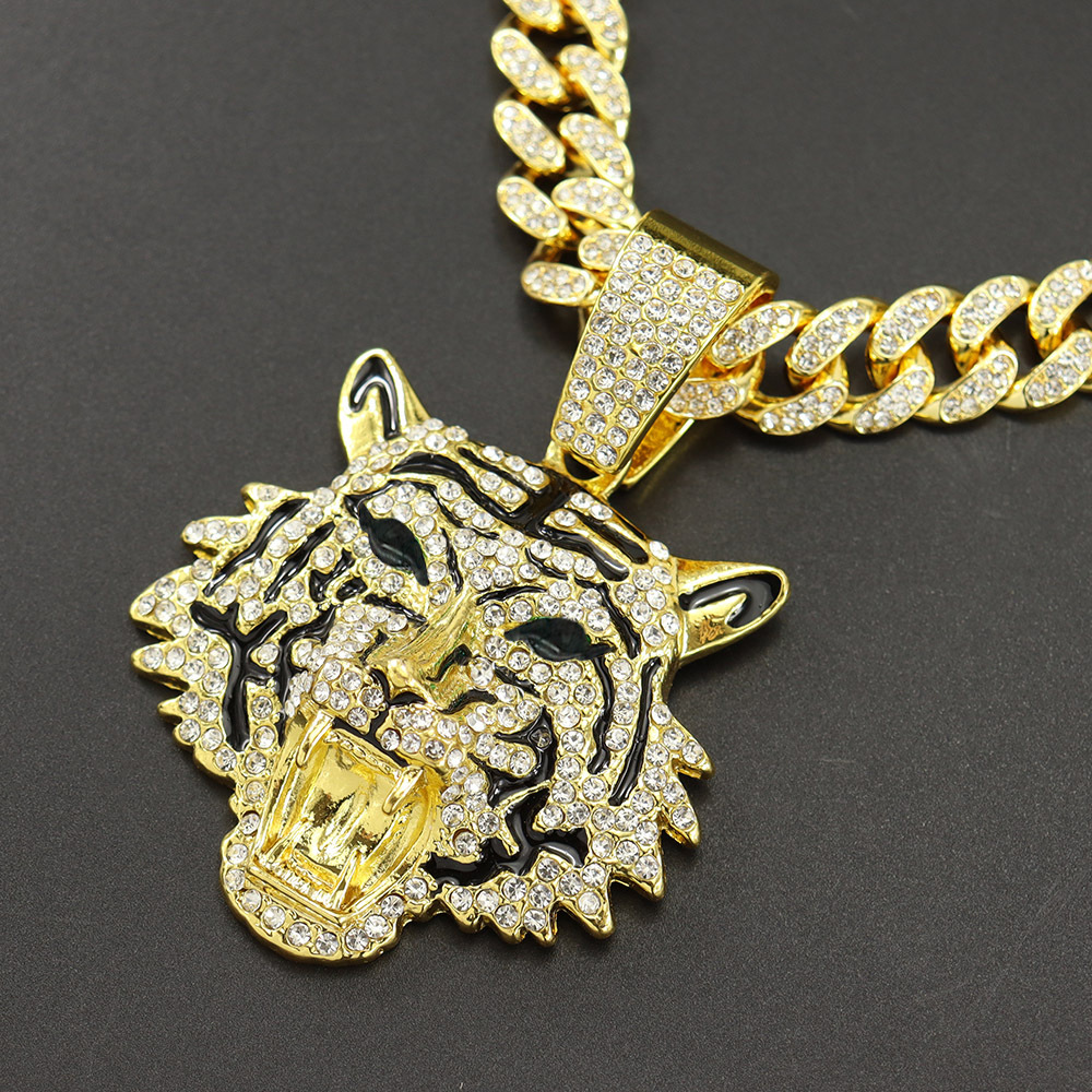 Personality hip-hop three-dimensional tiger head pendant necklace with diamond chain neck, clavicle chain Free shipping