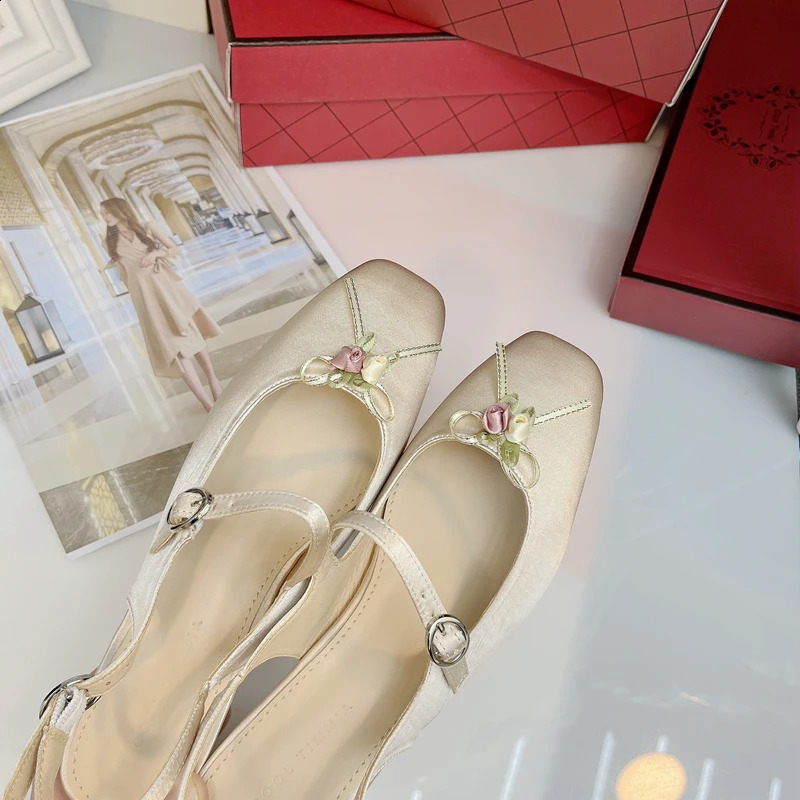 Womens shoes single shoes womens shoes silk satin thick high heels square toe Mary Jane womens shoes Lolita shoes pink high heels 240919