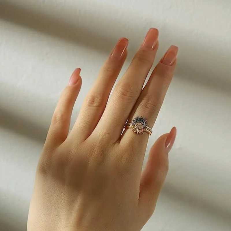 2pc/set Summer Couple Ring Set Sky Blue Sparkling Moon and Sun Ring 2023 New Womens Stackable Finger Set Engagement JewelryX240921