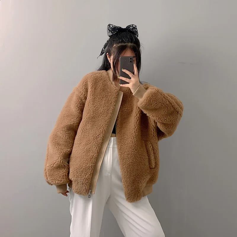 Womens Teddy Bear Coat Real Wool Bomber Jacket Womens Alpaca Teddy Coat Long Jacket Fashion Coat Womens Alpaca Fur S5041 240918