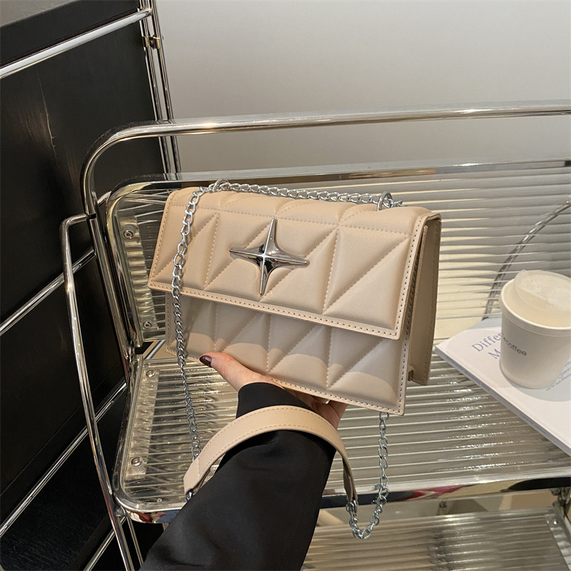 2024 new Korean version diamond grid chain small square bag. Solid color minimalist single shoulder bag