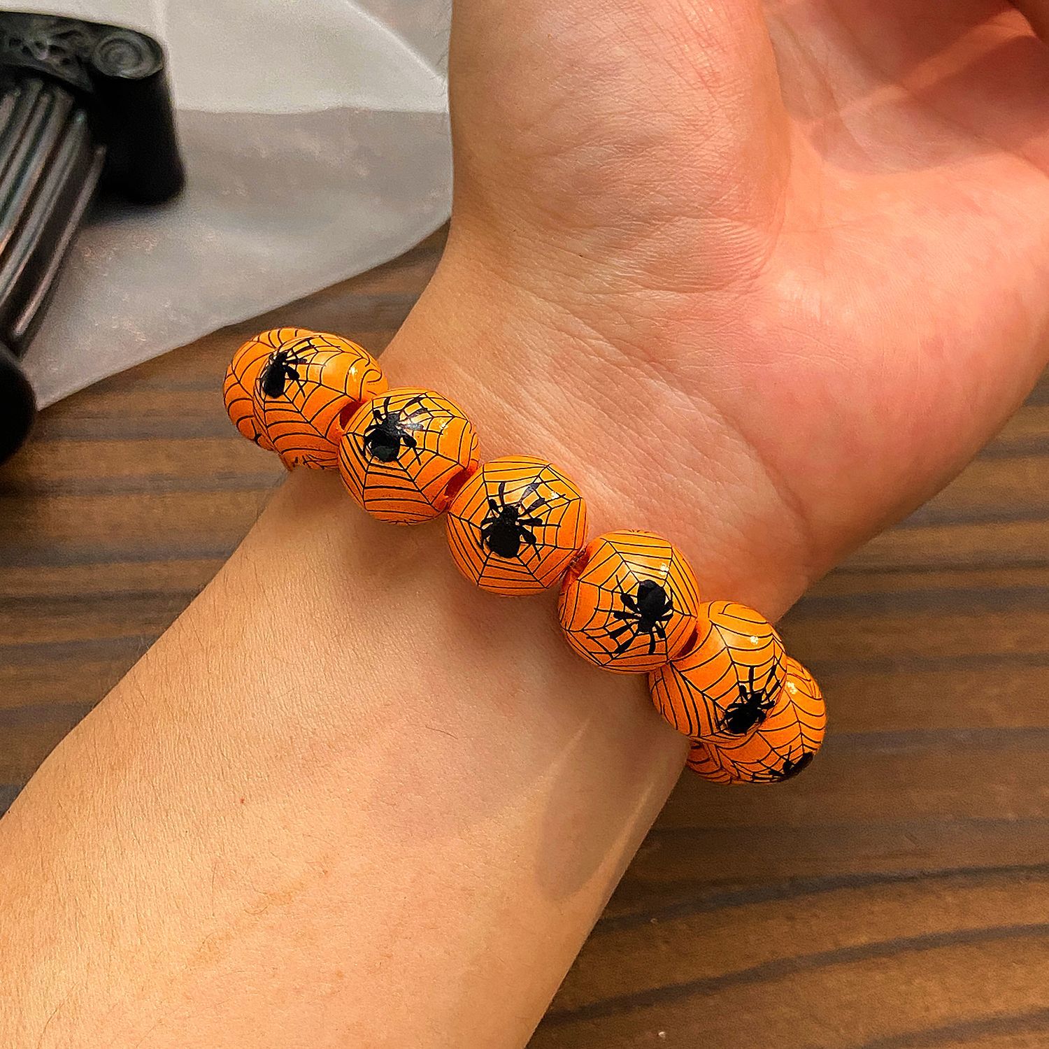 Beaded bracelet New Skeleton Spider Web Hand String for Men and Women, European and American Creative Hand String DIY Festival Handmade