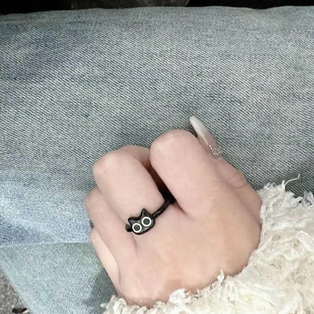 Korean Style Black Cat Ring Women Funny Rabbit Cartoon Ring Couple Ring Adjustable Opening Ring Fashion JewelryX240921