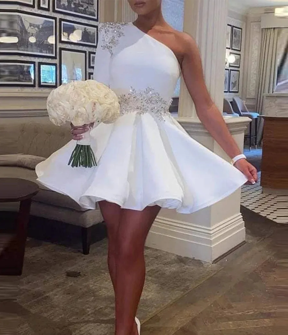 One Shoulder Short Simple Wedding Dress With Sequins Lace Appliques A Line Pleats Satin White Mini Garden Bridal Gowns