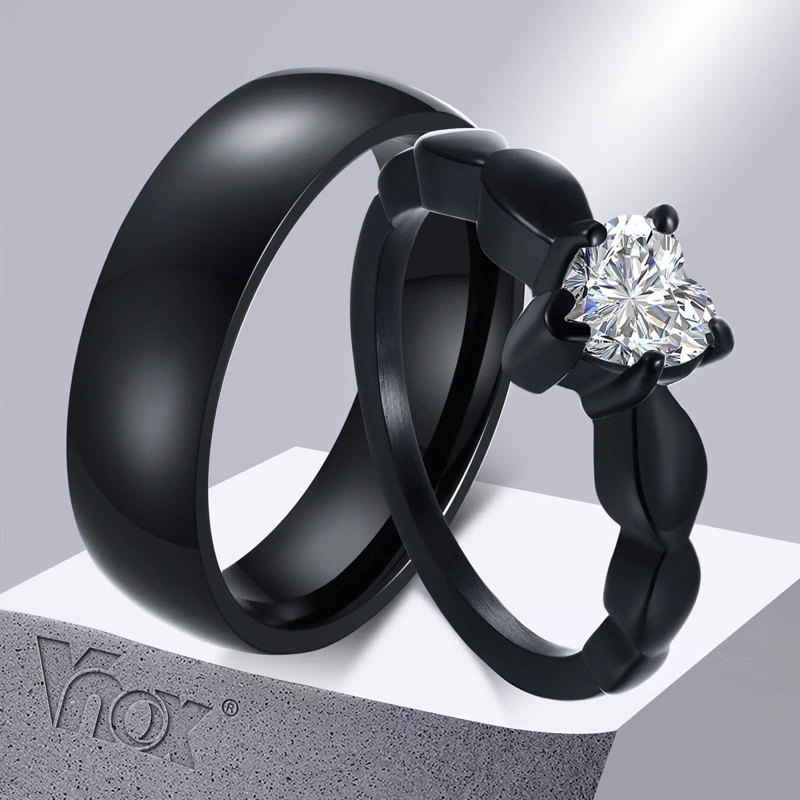 Vnox Romantic Heart CZ Stone Couple Wedding Rings for Women Men Black Color Stainless Steel Bands Engagement Jewelry Love GiftX240921