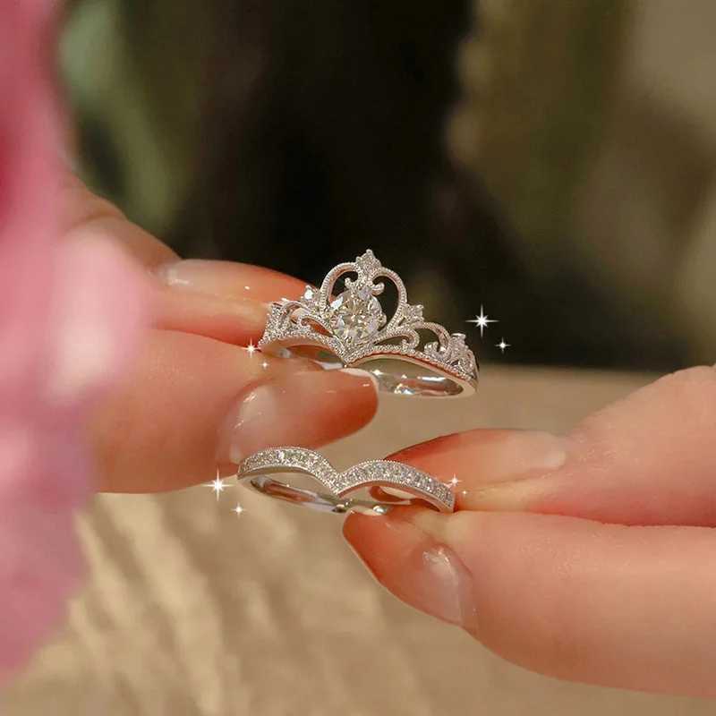 2Pcs Crown Rings Women Open Adjustable Crystal Couple Paired Ring Engagement Wedding Anniversary Jewelry Fashion Girlfriend GiftX240921