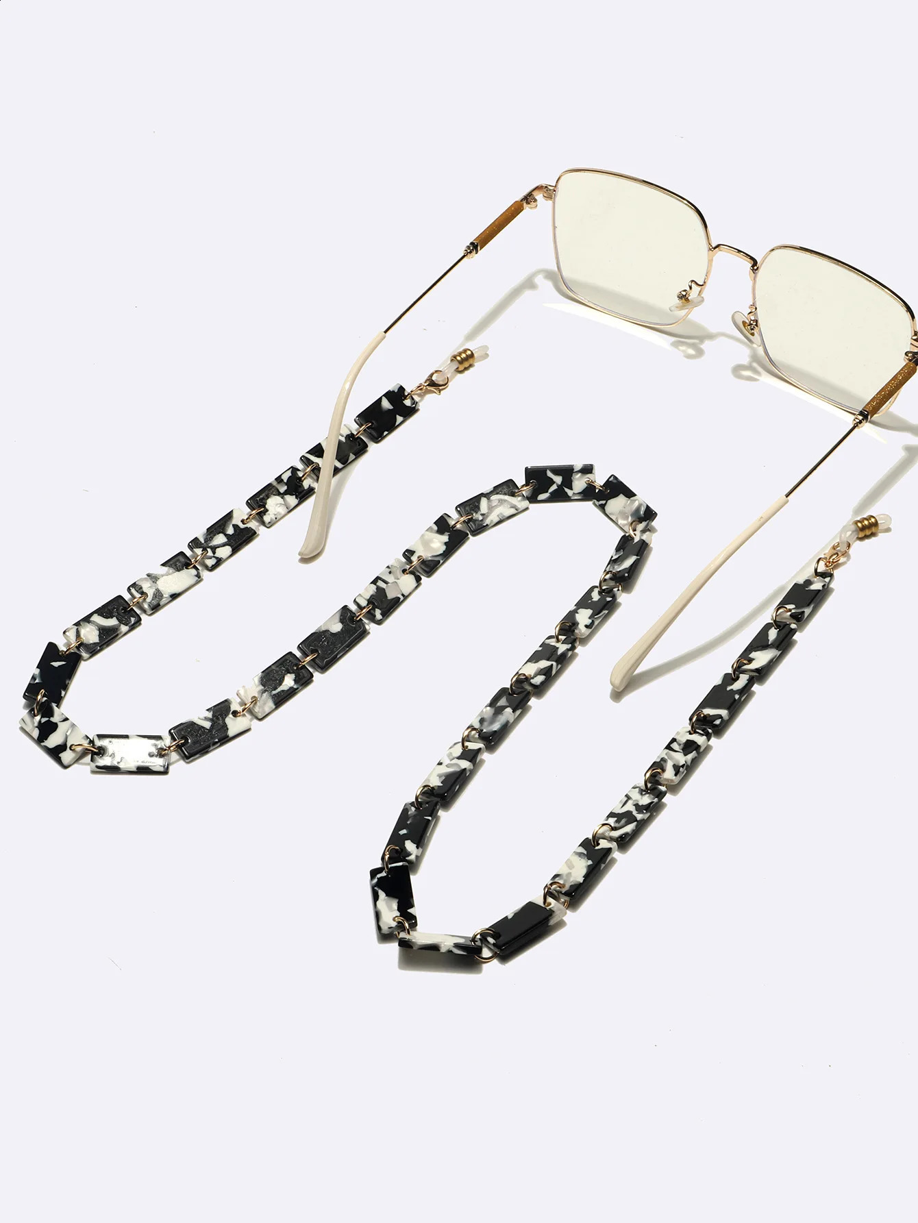 Fashionable and simple casual eyeglass chain black and white sunglasses holder reading glasses strap necklace eyeglass chain accessories 240920
