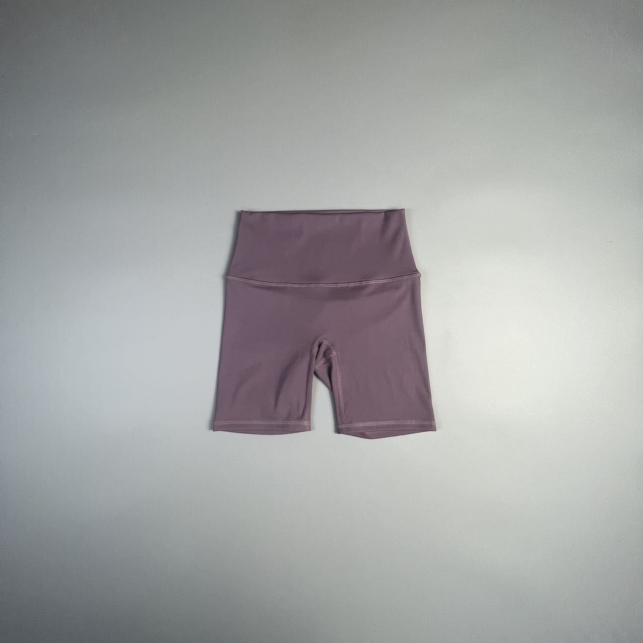 New No-Size Yoga Shorts Style Lycra High-Waists Naked Seamless Three-Part Bodyfitting Fiess Pants
