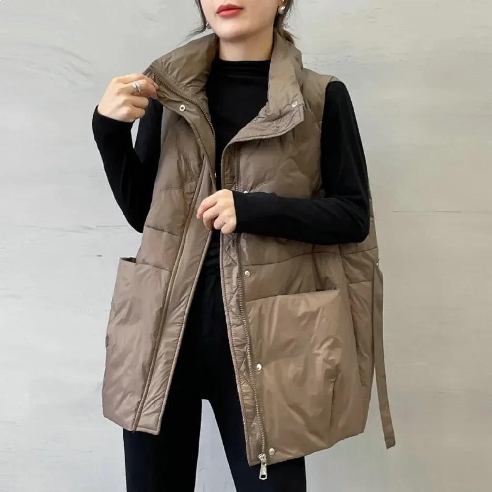 autumn and winter loose casual sleeveless warm vest womens Parkas jacket top Korean white duck down 240921