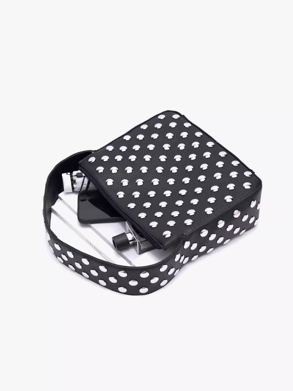 Hiatus Niche Design Kong Xiaozheninssame European And American Style Rivet Armpit Shoulder Bag Black Metal Motorcycle