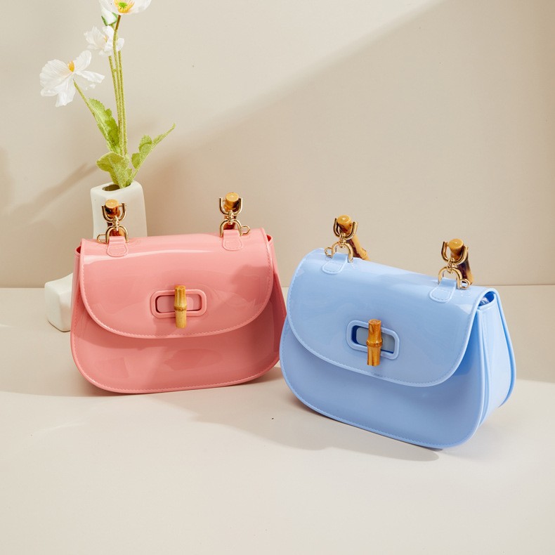 PVC Jelly Bag Fashionable and versatile hand-held cute bamboo shell bag b968