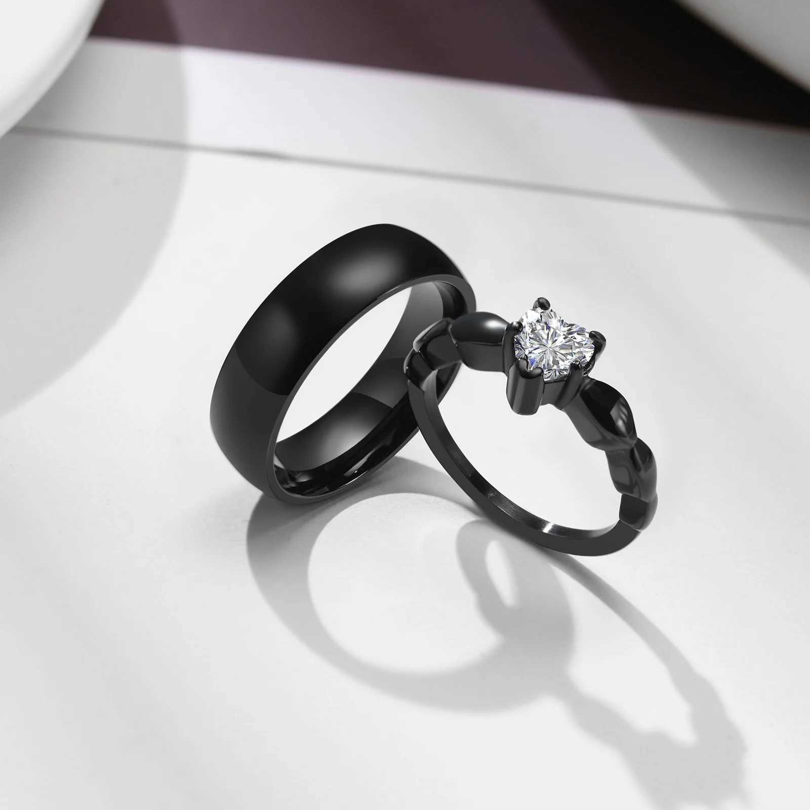 Vnox Romantic Heart CZ Stone Couple Wedding Rings for Women Men Black Color Stainless Steel Bands Engagement Jewelry Love GiftX240921